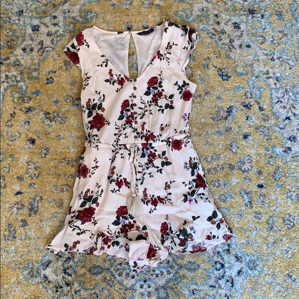 American Eagle Floral Romper
